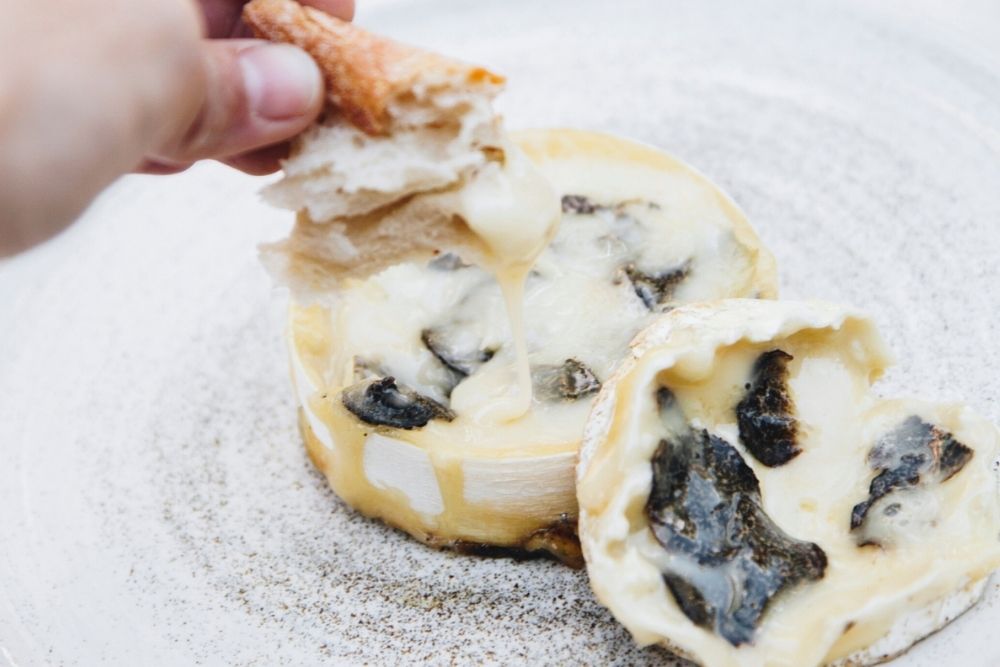 Baked Cheese with Truffle