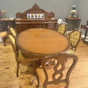 Myrtleford cellar door dining room